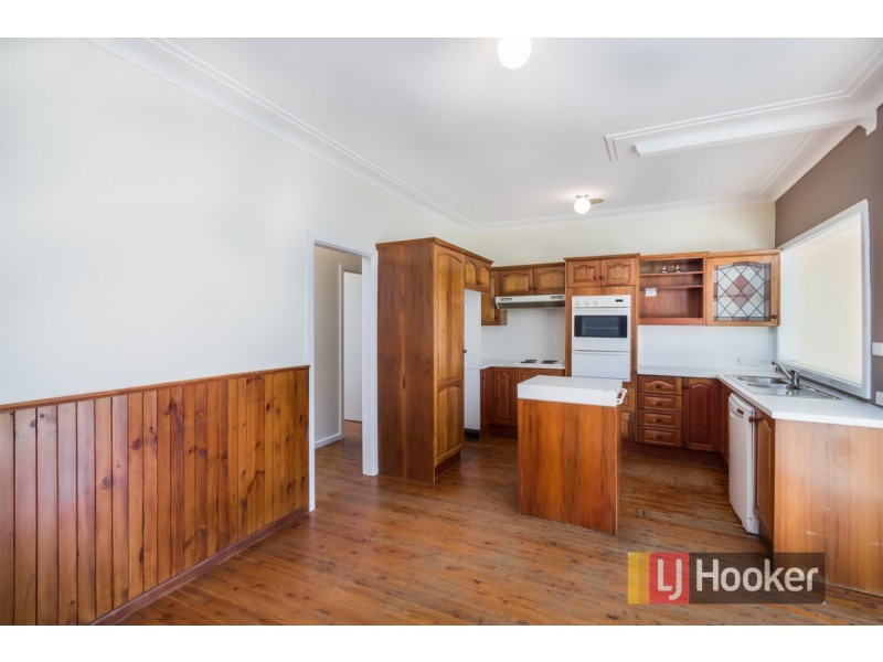12 Cook Road, Oakhurst NSW 2761