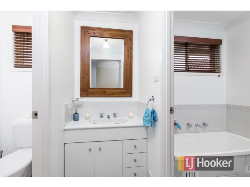 29 Glenview Grove, Glendenning NSW 2761