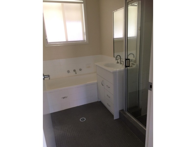 16 Standish Avenue, Oakhurst NSW 2761