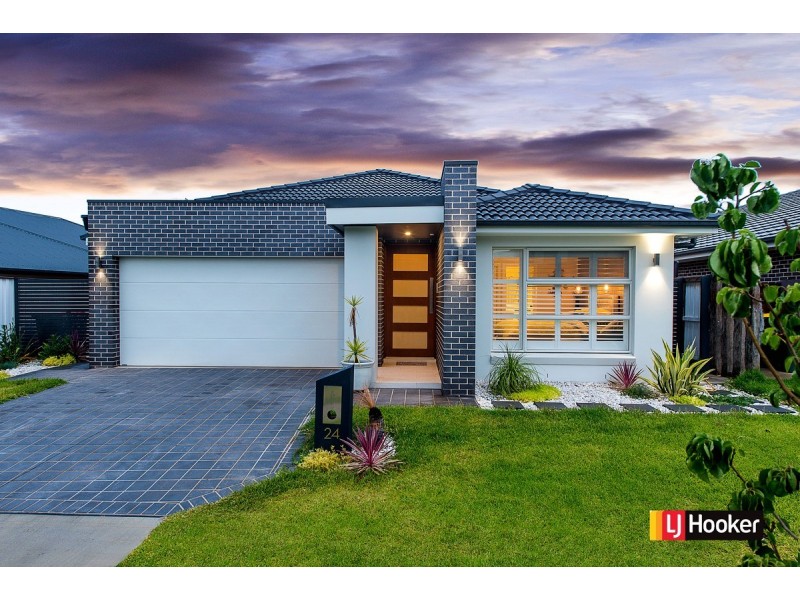 24 Burringoa Crescent, Colebee NSW 2761