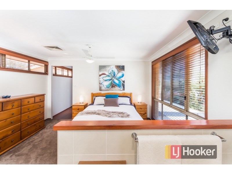 8 Lucan Place, Minchinbury NSW 2770