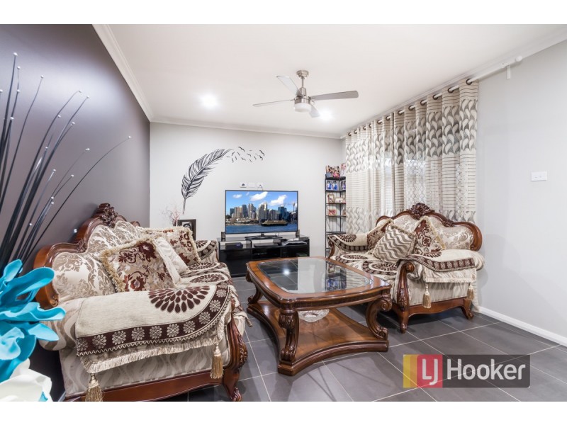 23 Sugarloaf Crescent, Colebee NSW 2761