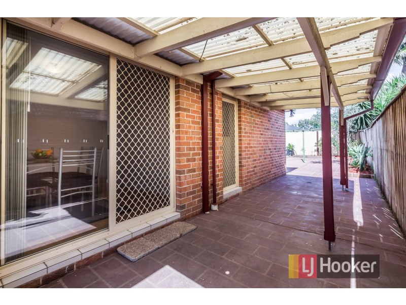 40 Unicombe Crescent, Oakhurst NSW 2761