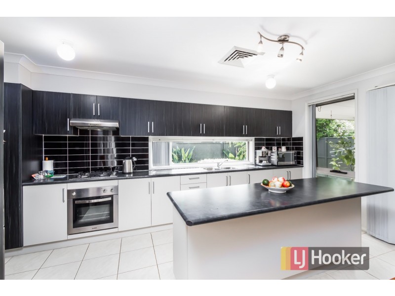 16 Voller Street, Ropes Crossing NSW 2760