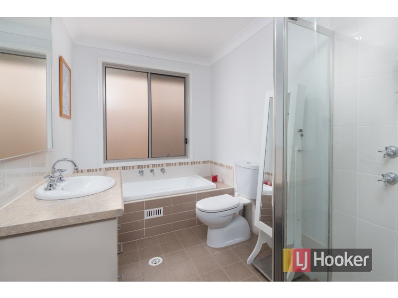 16 Voller Street, Ropes Crossing NSW 2760