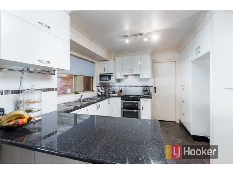 5 Tillford Grove, Rooty Hill NSW 2766