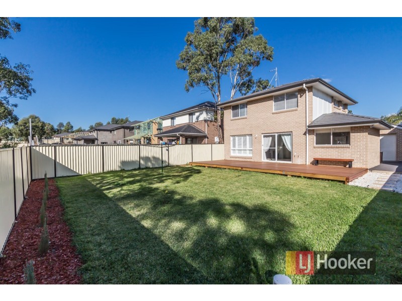 29 Lamb Street, Oakhurst NSW 2761
