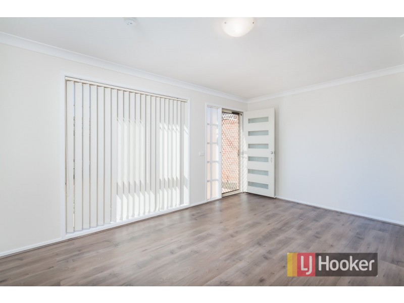 5B Dimascio Place, Oakhurst NSW 2761