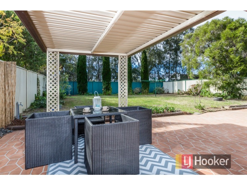 24 Augusta Place, St Clair NSW 2759