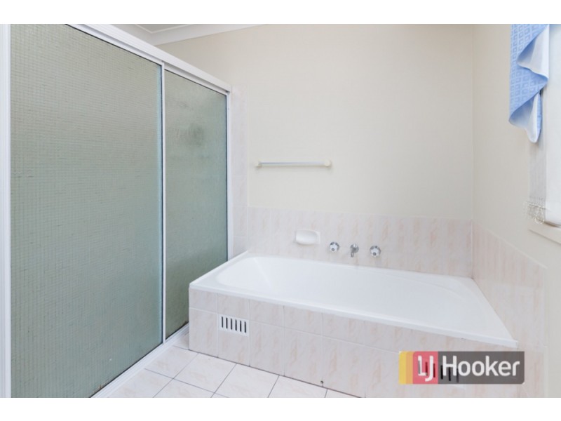 152 Buckwell Drive, Hassall Grove NSW 2761