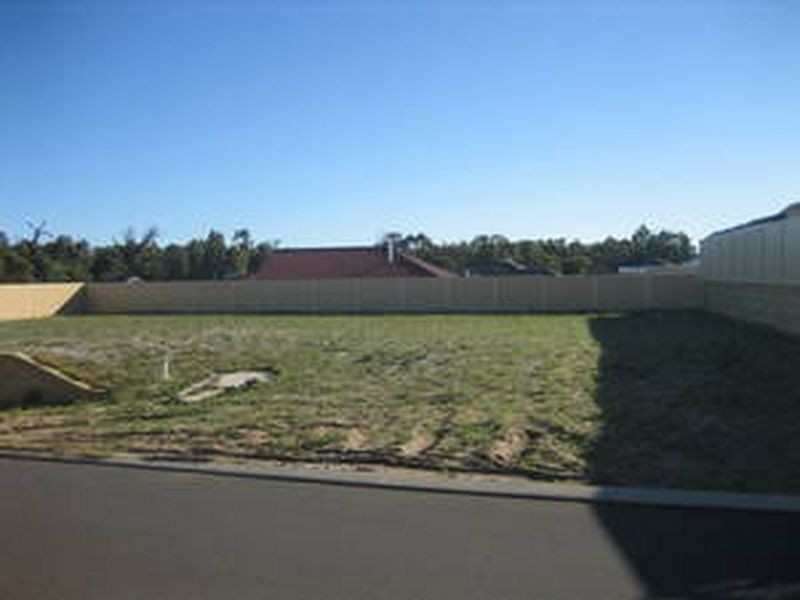 24 Abbeygate Street, Australind WA 6233