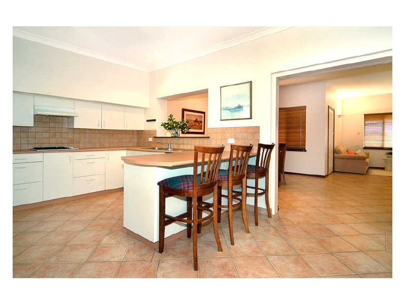 279 Old Coast Road, Australind WA 6233