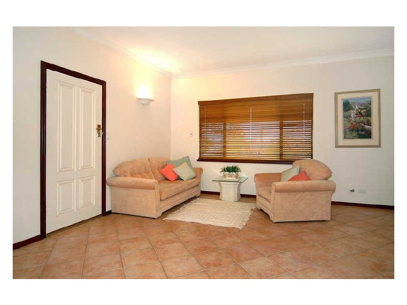 279 Old Coast Road, Australind WA 6233