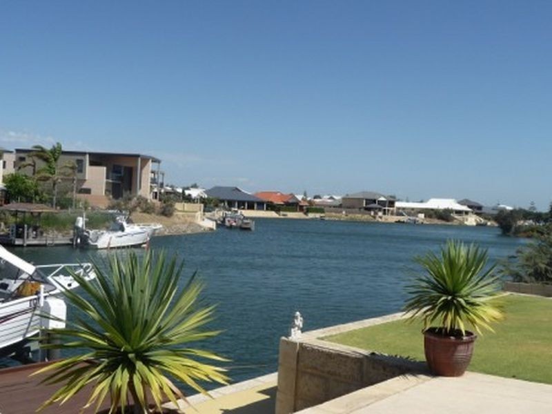 34 San Marco Promenade, Pelican Point WA 6230