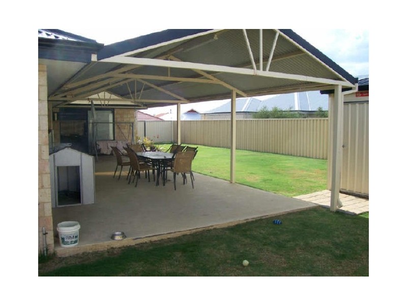 119 Hornibrook Road, Dalyellup WA 6230