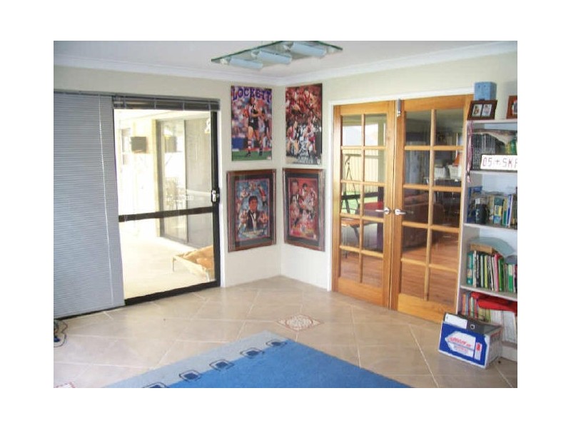 119 Hornibrook Road, Dalyellup WA 6230