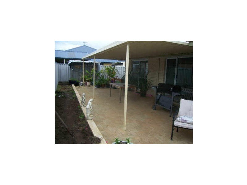 11 Jasmine Way, Glen Iris WA 6230