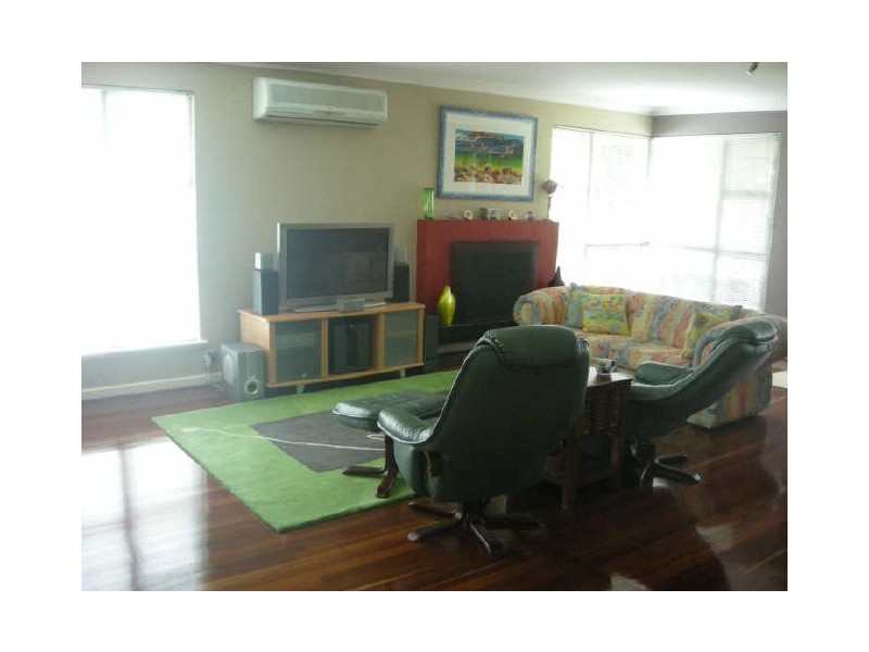 33 Wollaston Crescent, Bunbury WA 6230