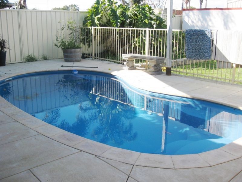 63 King Road, East Bunbury WA 6230