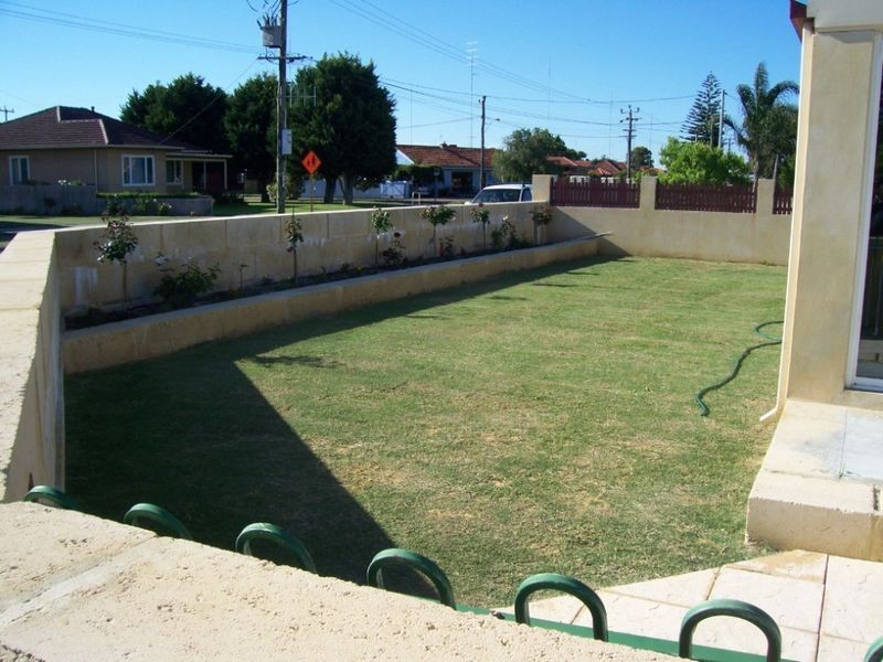 63 King Road, East Bunbury WA 6230