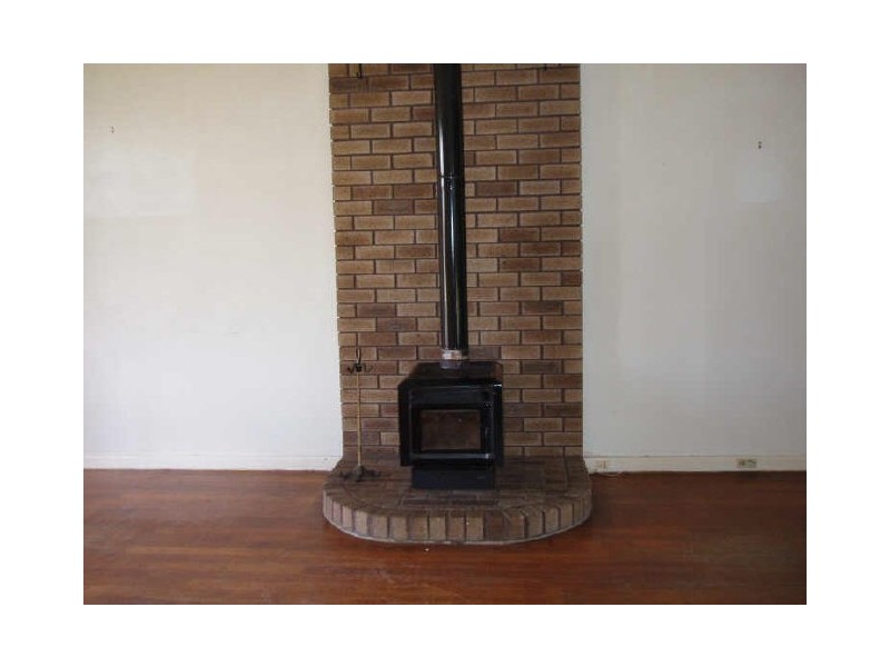 8 Timperley Road, Bunbury WA 6230