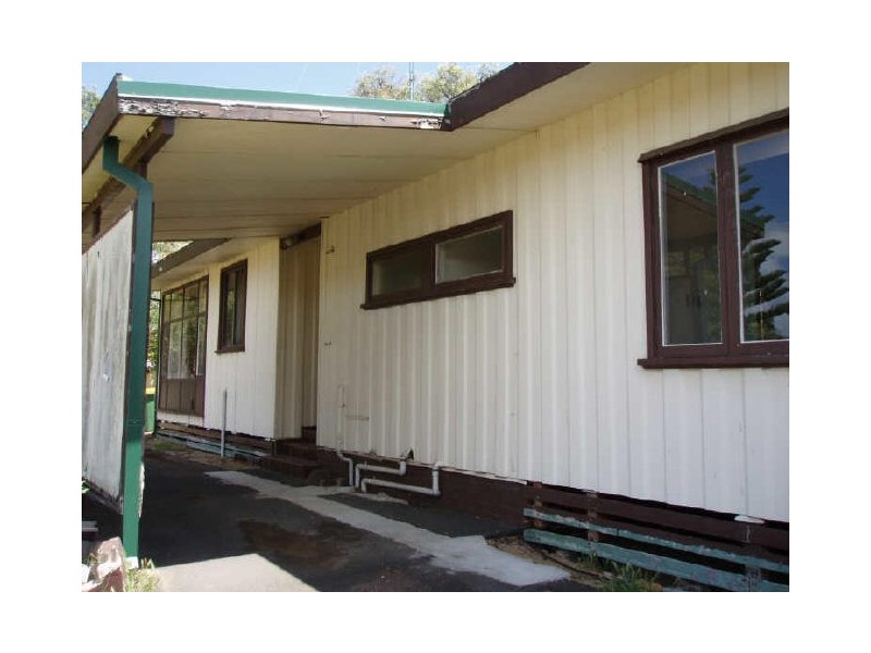 8 Timperley Road, Bunbury WA 6230