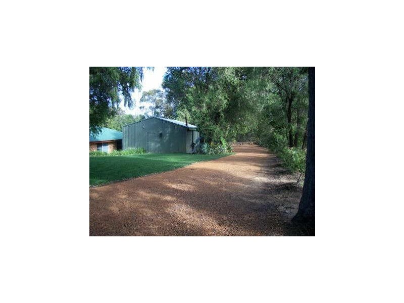 8 Admiralty Place, Australind WA 6233