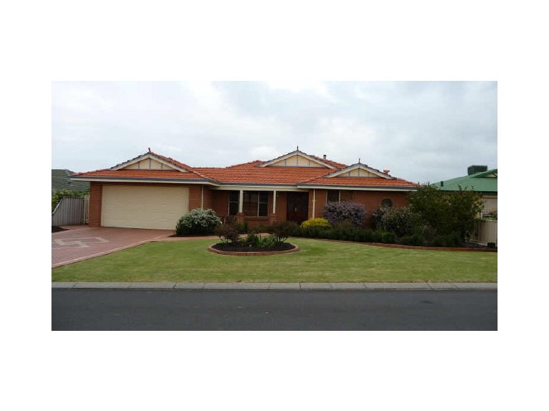 17 Leake Street, Eaton WA 6232