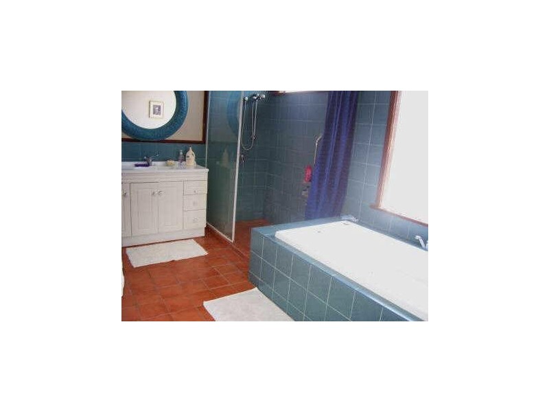 Suite 50 Waterloo Caravan Park, Picton East WA 6229