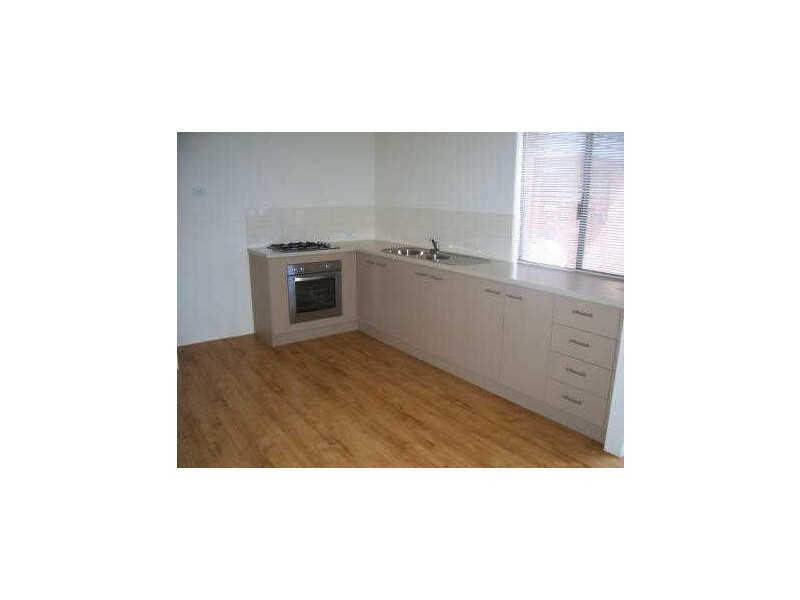 2/4 Bright Street, Bunbury WA 6230