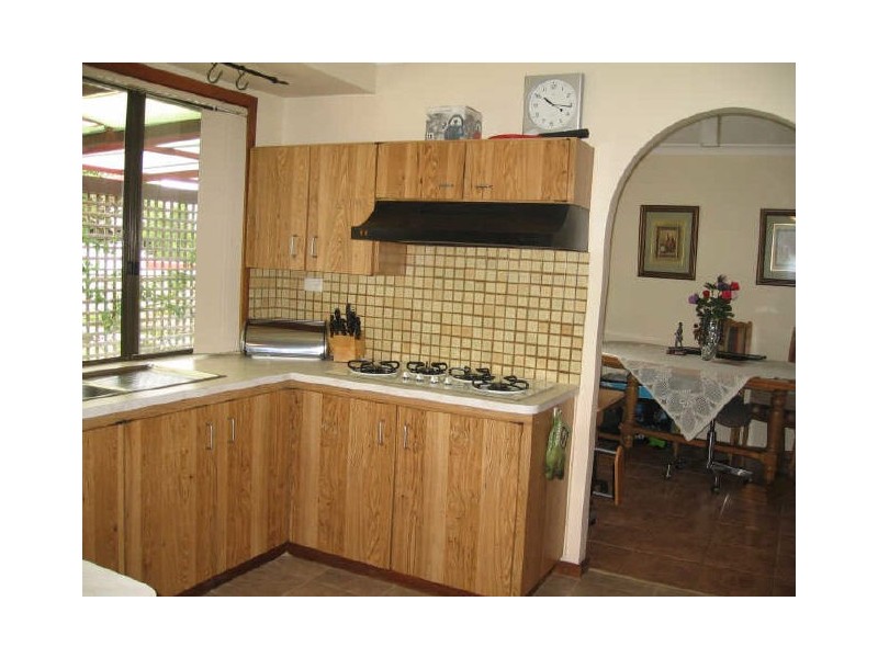 19 Montgomery Drive, Eaton WA 6232