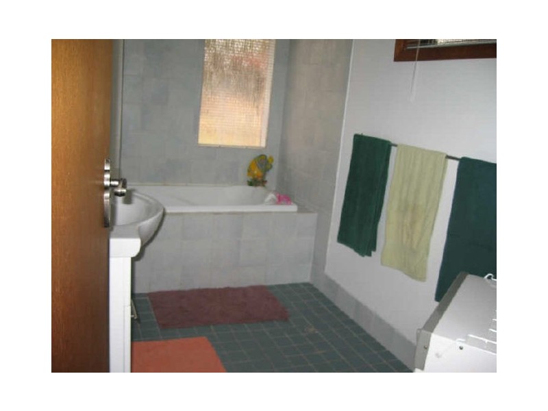 19 Montgomery Drive, Eaton WA 6232