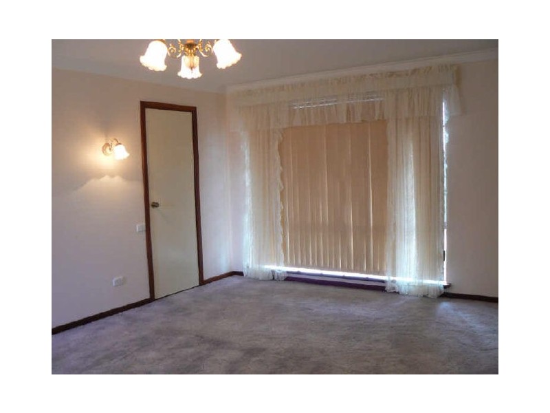 8 Buckton Place, Australind WA 6233