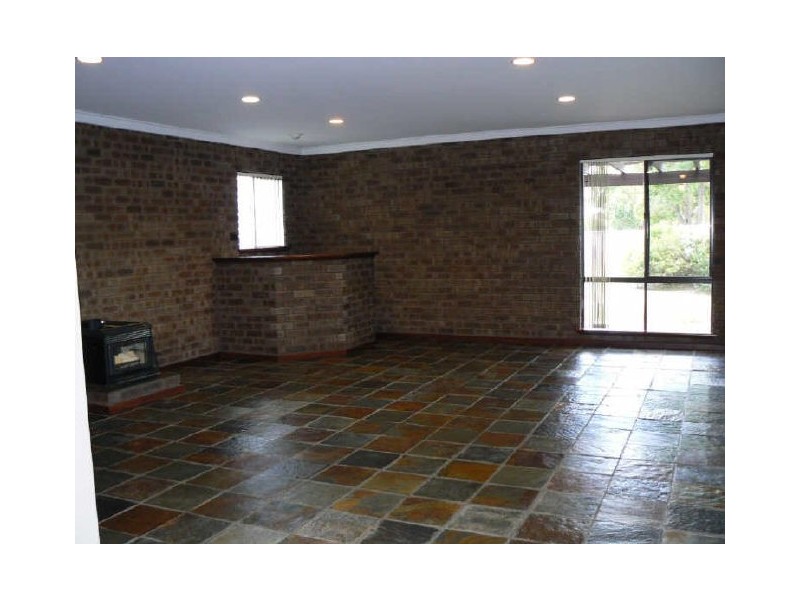 8 Buckton Place, Australind WA 6233