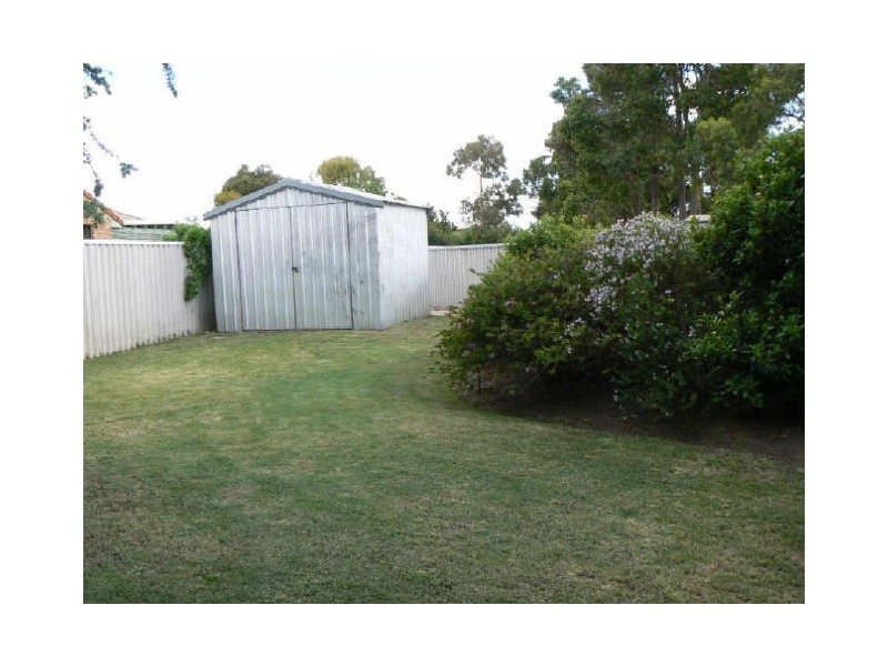 8 Buckton Place, Australind WA 6233