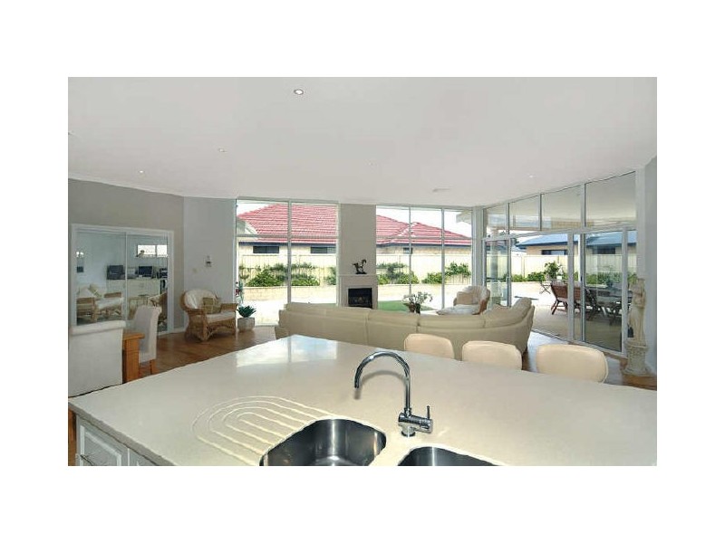 17 Alyxia Drive, Bunbury WA 6230