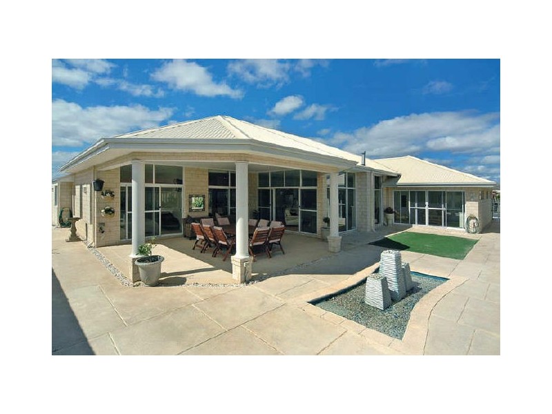 17 Alyxia Drive, Bunbury WA 6230