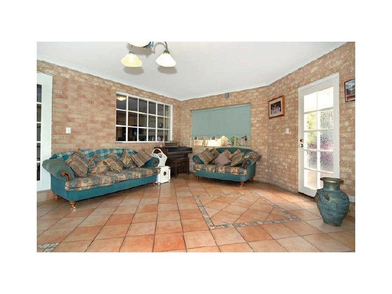 40 Barnes Avenue, Australind WA 6233