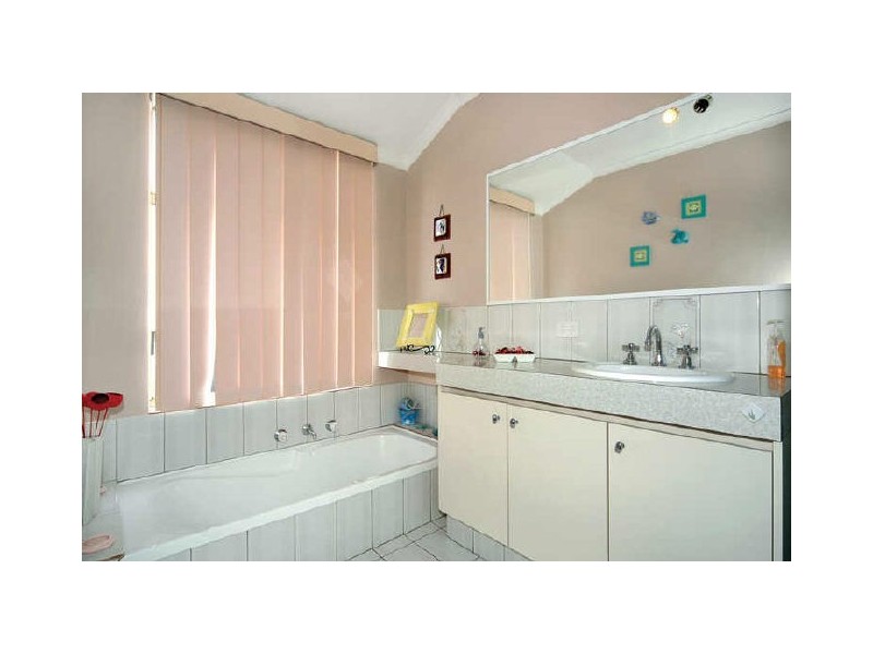 40 Barnes Avenue, Australind WA 6233