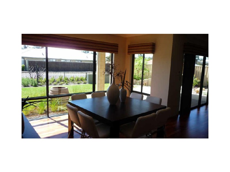 7 Koonak Street, Dalyellup WA 6230