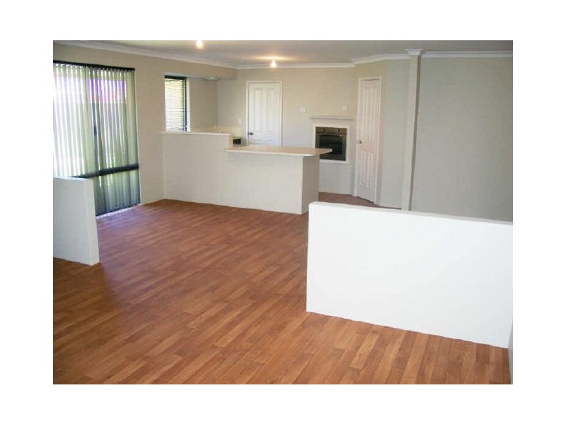 5 Vaughans Way, Australind WA 6233