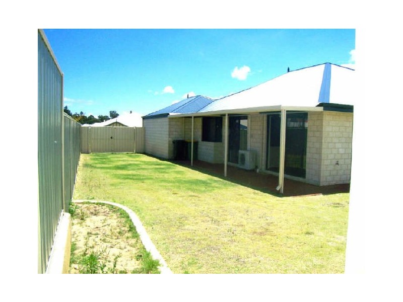 5 Vaughans Way, Australind WA 6233