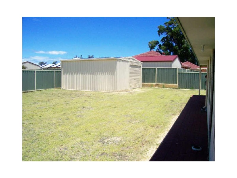 5 Vaughans Way, Australind WA 6233