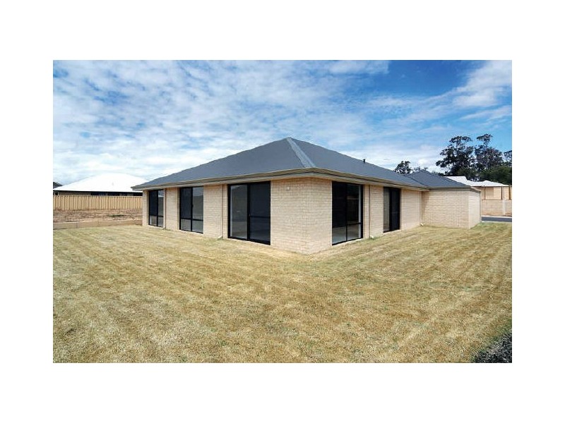 19 Citrine Street, Dalyellup WA 6230