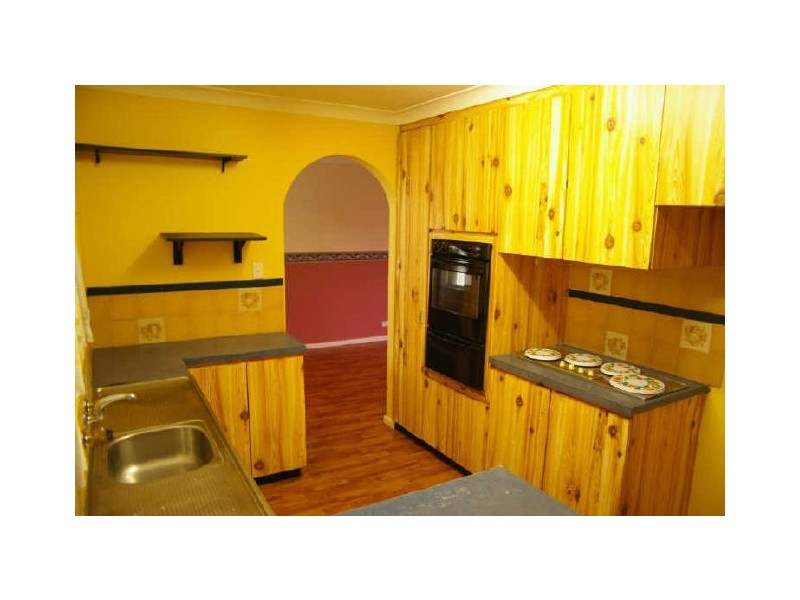 15 Montefiore Street, Australind WA 6233