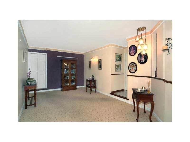 40 Barnes Avenue, Australind WA 6233