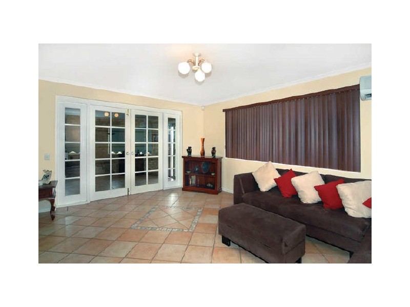 40 Barnes Avenue, Australind WA 6233