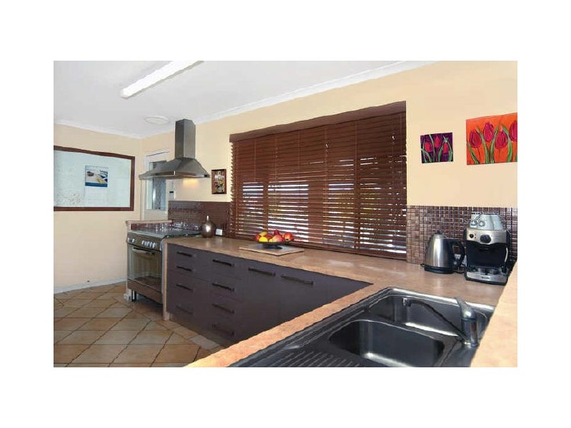 40 Barnes Avenue, Australind WA 6233