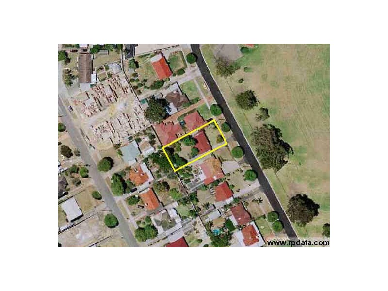 15 Hailsham Road, Nollamara WA 6061