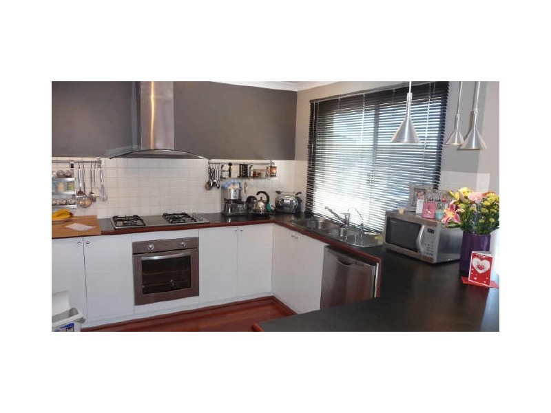 2 Howitt Way, Dalyellup WA 6230